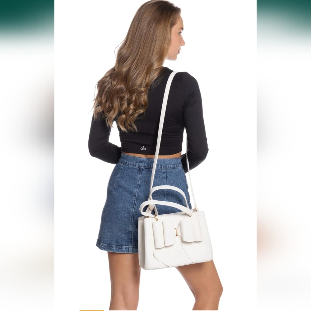 NEW!!! 3D Bow Vegan Leather 3-Way Wear White Satchel, Crossbody, & Shoulder Bag - Picture 13 of 16